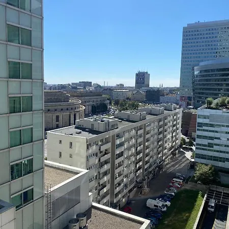 Coser Metro Onz وارسو