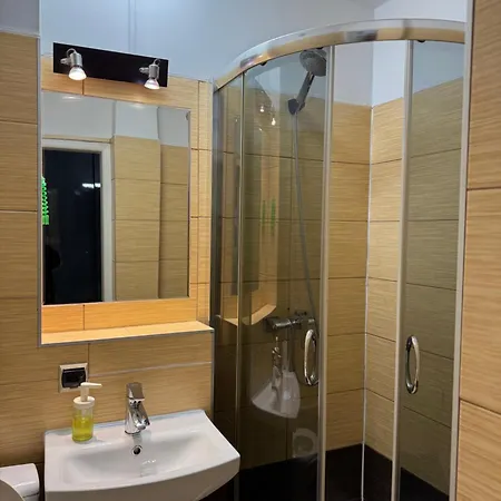 Διαμέρισμα Coser Metro Onz *