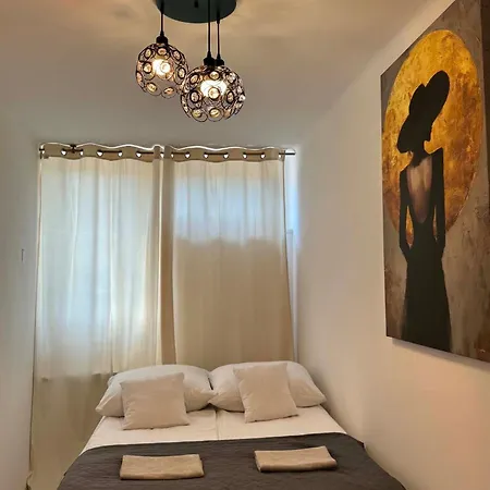 Coser Metro Onz Apartamento Varsovia