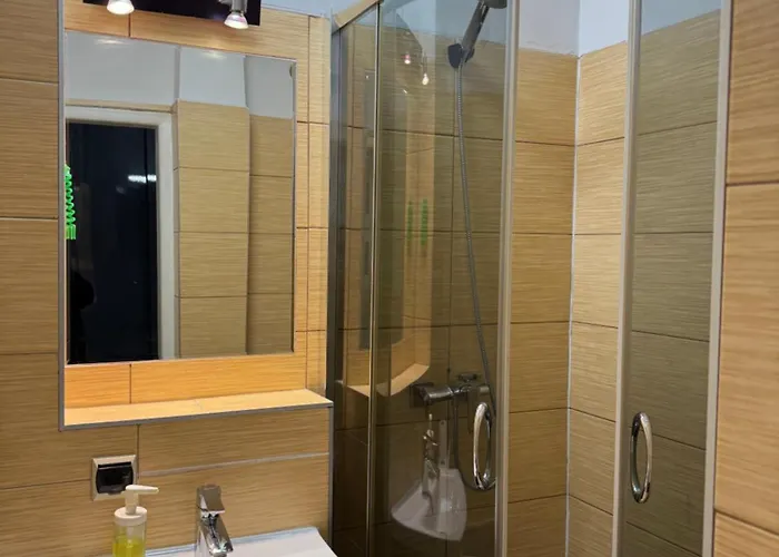 Apartment Coser Metro Onz *