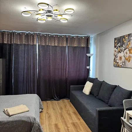 Coser Metro Onz Appartement *